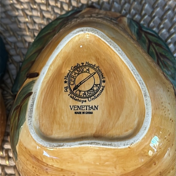 New 2 Pear Venetian Tabletops Unlimited Ceramica Classica Golden Fruit Bowls - Picture 7 of 7